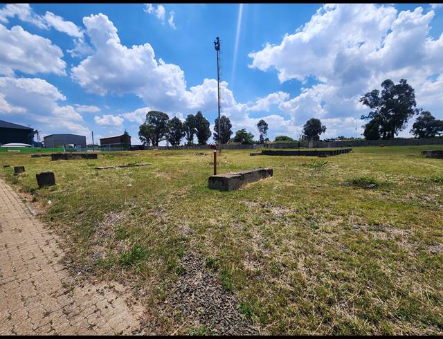 6,000M² INDUSTRIAL YARD TO LET IN WADEVILLE